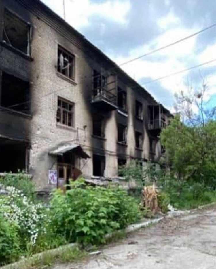 <p>Haidai, “Dün gece Donbass'ta 16 düşman saldırısı püskürtüldü, sekiz tank, 17 birlik zırhlı muharebe aracı, dört özel zırhlı araç ve altı konvansiyonel düşman aracı imha edildi” dedi.<br />
</p>