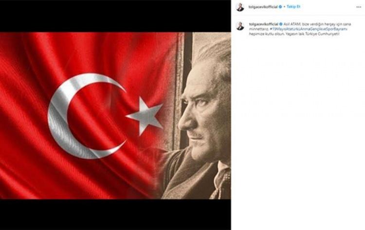 <p><span style="color:#000000"><strong>TOLGA ÇEVİK</strong></span></p>
<p><span style="color:#800080"><strong>Ünlü oyuncu Tolga Çevik ise 19 Mayıs için yayınladığı kareye; "Asil Ata'm, bize verdiğin her şey için sana minnettarız. 19MayısAtatürk'ü Anma, Gençlik ve Spor Bayramı hepimize kutlu olsun. Yaşasın laik Türkiye Cumhuriyeti!" notunu düştü.</strong></span></p>