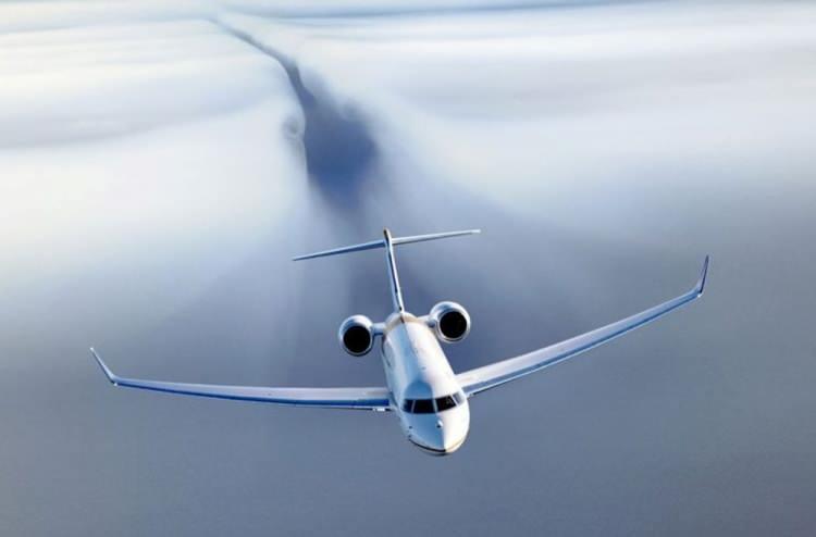 <p>Bombardier Global 8000 binin menzili ise 15 bin kilometreye yakın.</p>

<p> </p>

