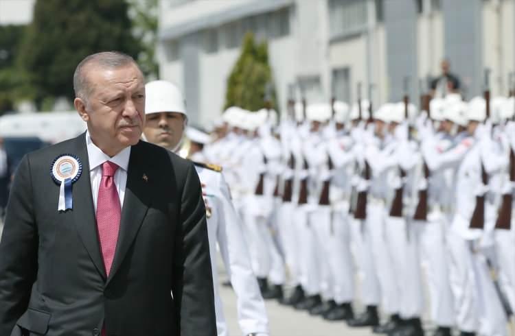 Cumhurbaşkanı Erdoğan, Gölcük Tersane Komutanlığında