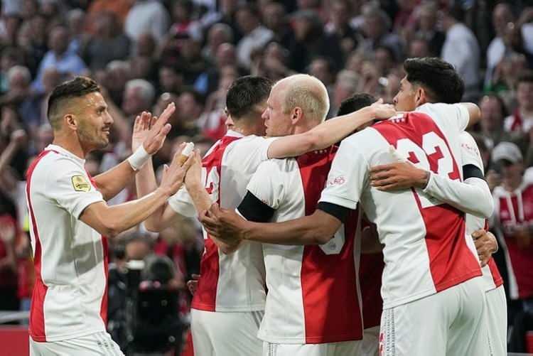 <p><strong>19- Ajax / 473 milyon Euro</strong></p>