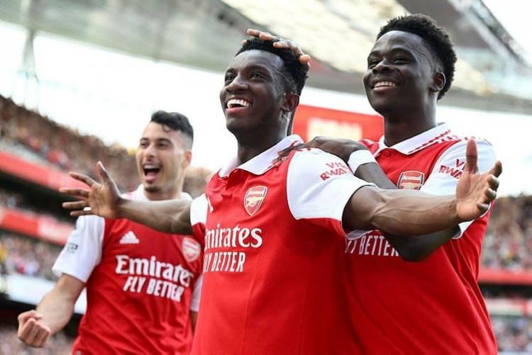 <p><strong>11- Arsenal / 1 milyar 584 milyon Euro</strong></p>