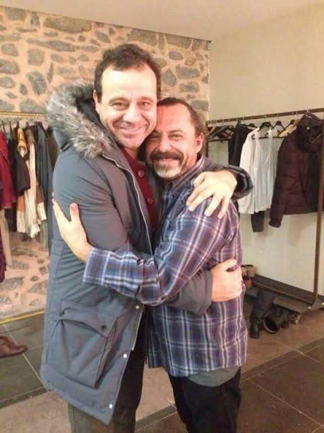 <p>SERHAT ÖZCAN VE REHA ÖZCAN</p>
<p> </p>