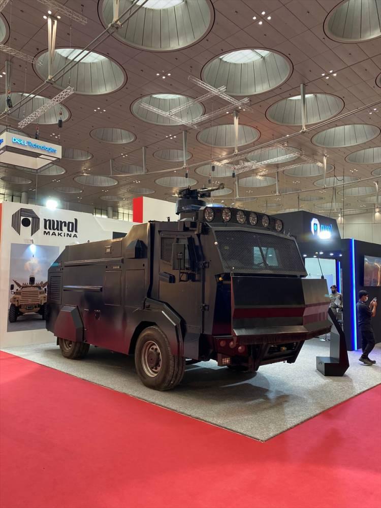 <p>Katar'a Ejder Yalçın 4x4 Zırhlı Muharebe Aracı ve Yörük 4x4 Taktik Tekerlekli Zırhlı Araç ihraç eden Nurol Makina, bunlara Ejder TOMA'yı ekledi.</p>
<p> </p>