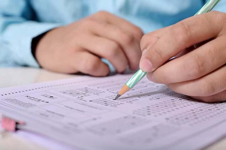 <p>Adayların sınav öncesinde soru çeşidini tanıması için animasyonlu soruların da yer aldığı deneme sınavlarına Ölçme, Değerlendirme ve Sınav Hizmetleri Genel Müdürlüğünün odsgm.meb.gov.tr uzantılı internet adresinden erişilebiliyor."</p>
