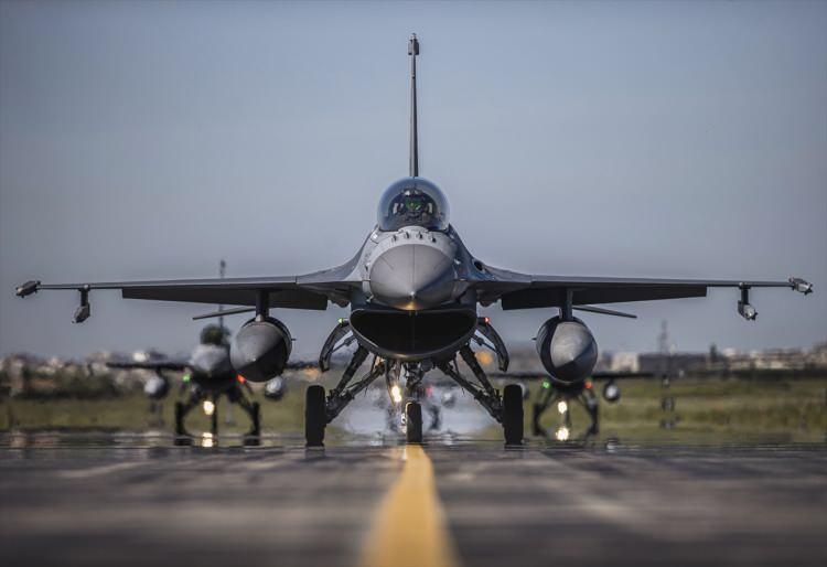 <p>Balıkesir, Bandırma 6. Ana Jet Üs Komutanlığı'ndaki 161. Filo, Türkiye'nin iki çağrı adına sahip ilk ve tek filosu.</p>
<p> </p>