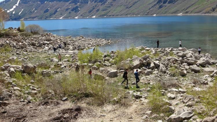 <p>Daha önce Bitlis Vali Yardımcısı olarak görev yaptı. 3 yıldır da Tatvan’da kaymakamlık yapıyor. Daha önce de davet etmişti, bugüne nasip oldu buraya gelmek. </p>
