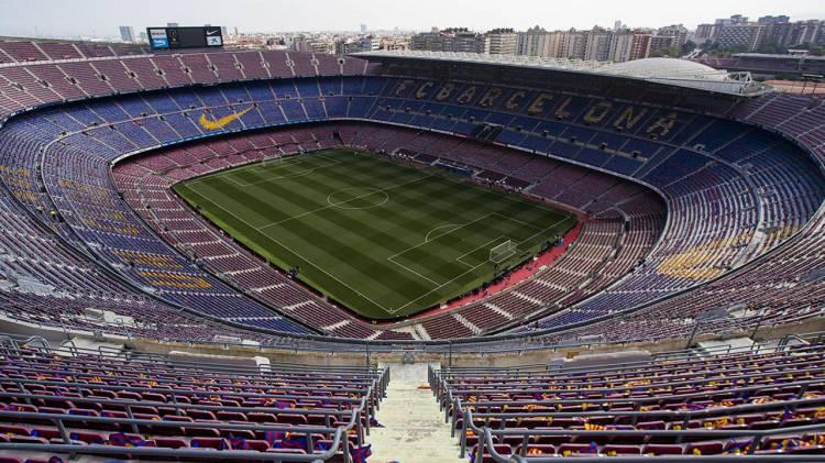 <p><strong>99 bin 354 kişilik</strong> kapasiteye sahip mekan, aynı zamanda FC Barcelona'nın evi. </p>