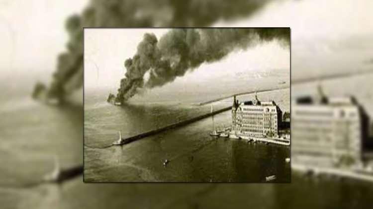 <p>1 Mart 1966&rsquo;da bu kez Sovyetler Birliği&rsquo;ne bağlı iki petrol tankeri Boğaz&rsquo;da &ccedil;arpıştı. Rus limanından ayrılıp petrol sevkiyatı i&ccedil;in yola koyulan iki geminin kazası sonucunda binlerce ton yakıt denize d&ouml;k&uuml;ld&uuml;.</p>
