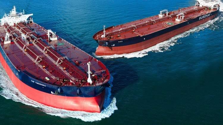 <p>Kanal İstanbul&rsquo;un resmi internet adresinde yer alan bilgilere g&ouml;re, Boğaz&rsquo;dan ge&ccedil;en gemilerin y&uuml;zde 20&rsquo;si tehlikeli madde taşıyor. Bu oran, başka bir ifadeyle 130 milyon ton y&uuml;ke eşdeğer.</p>
