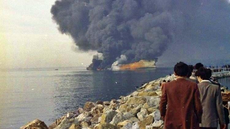 <p>Deniz yoluyla yapılan taşımacılık işlemlerinin &ouml;nemli bir b&ouml;l&uuml;m&uuml; İstanbul Boğazı&rsquo;ndan ger&ccedil;ekleşiyor. Karadeniz ile Ege Denizi&rsquo;ni birbirine bağlayan bu ge&ccedil;it, g&uuml;n i&ccedil;erisinde onlarca firma tarafından kullanılıyor.</p>
