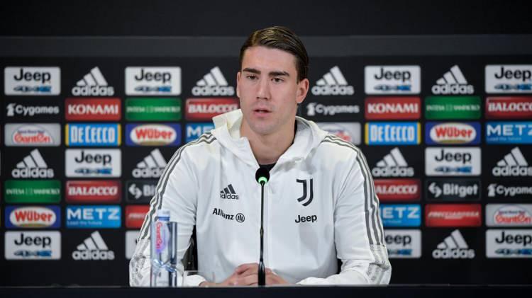<p>Ara transfer döneminin "En Pahalı Transferi" olarak kayıtlara geçen Dusan Vlahovic, listede 9'uncu sırada bulunuyor.</p>