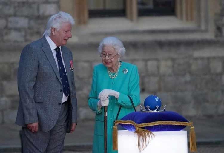 <p><span style="color:#000000"><strong>Tüm İngiltere'de büyük bir heyecanla beklenen Kraliçe II. Elizabeth'in tahtta 70'inci yılına özel düzenlenen Platin Jübile etkinlikleri geçtiğimiz günlerde görkemli kutlamalarla başladı.</strong></span></p>
