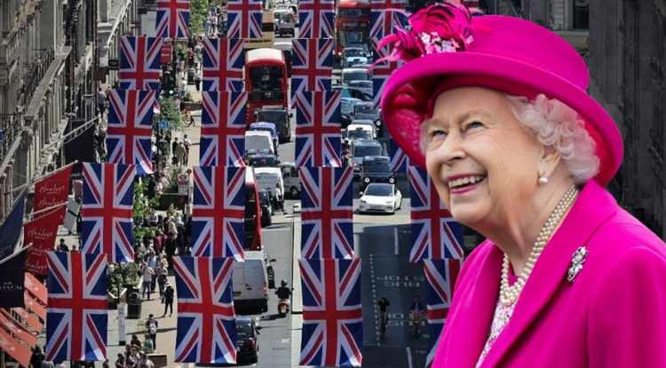 <p><span style="color:#FF0000"><strong>İngiltere Kraliçesi II. Elizabeth'in tahttaki 70'inci yıldönümü için Londra sokakları Kraliçe'nin fotoğrafları, oyuncakları ve bayraklarla süslendi. İngiliz halkının büyük bir coşkuyla beklediği kutlamalar 2 ve 5 Haziran tarihleri arasında gerçekleşecek.</strong></span></p>
