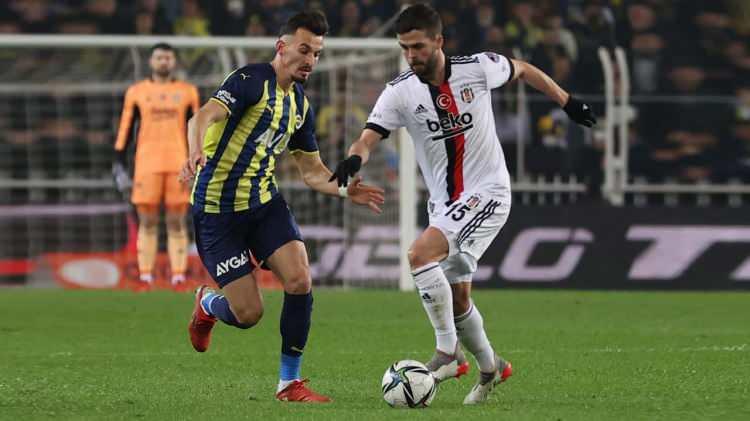 <p>Takımlar, 18 iç saha maçının yanı sıra 7 deplasman karşılaşmasını İstanbul'da oynayacak.</p>