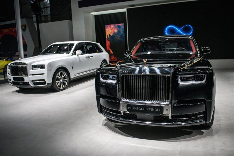 <p> Rolls-Royce Phamton Extended</p>
