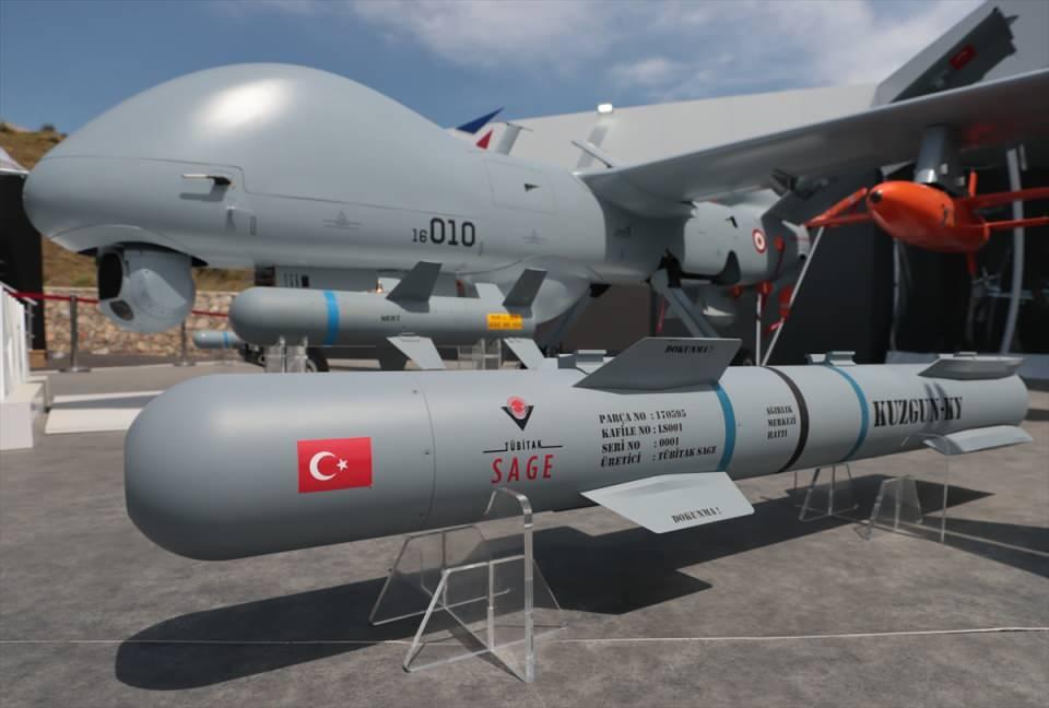 <p>Yıldız, MAM-L'de kullanılan harp başlığını Şimşek'e entegre ettiklerini ve yakın zamanda kamikaze olarak da görev yapabileceğini bildirdi.</p>
<p> </p>
<p></p>