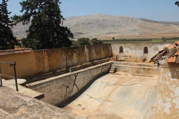 <p>Restorasyonun 12 aylık sürede biteceğini ifade eden Doğan, “Burası 1950 yıllarında yapılan bir konak. Bu konak yıllardır atıl vaziyetteydi. Geçen sene burayı kamulaştırdık ve projemizi hazırladık. </p>