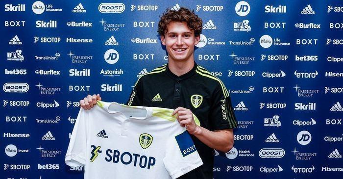 <p><strong>Brenden Aaronson</strong></p>

<p>Salzburg -> Leeds United</p>

<p>Bonservis: 32.8 milyon Euro</p>
