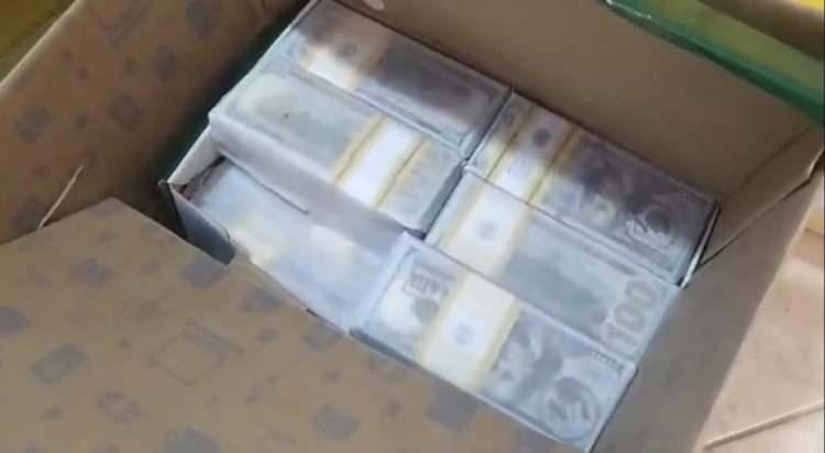 <p>Durumu fırsat bilen Kamerunlu Herve N., kendisinin de Afrika ülkeleriyle ticaret yaptığını belirtti. Birbirlerinin numarasını alan ikili ardından mekandan ayrıldı. Aylar sonra Afrika ülkeleriyle ticaret yapmak için Kamerunlu Pierre Roland Herve N.’yi arayan iş adamı F.K. beton malzemeleri satın almak istediğini söyledi.</p>

<p> </p>

<p> </p>

<p> </p>

<p> </p>
