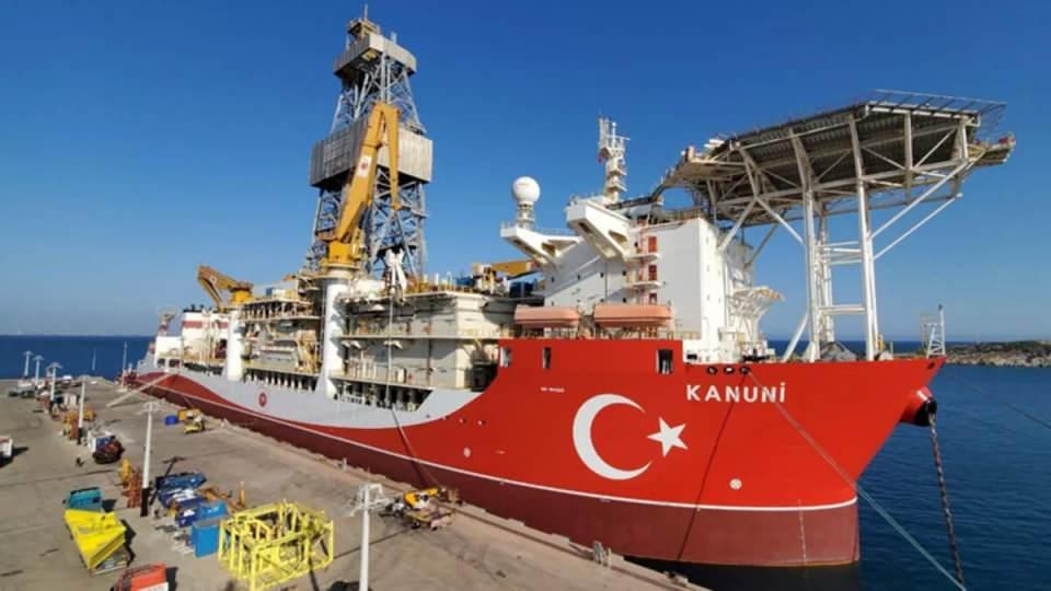 <p>Ülkemizin üçüncü sondaj gemisi olan Kanuni, 2020 başında filoya katıldı.</p>
<p> </p>