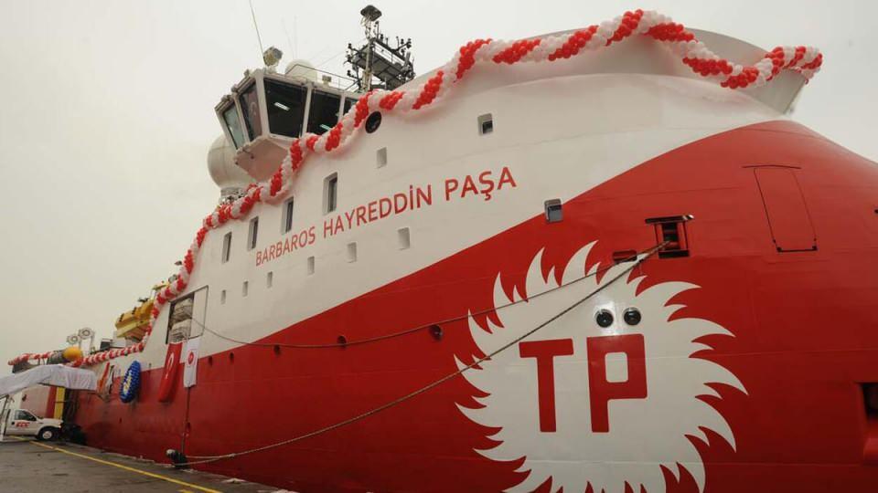 <p><strong>SİSMİK ARAŞTIRMA GEMİLERİ</strong><br />
<br />
<strong>BARBAROS HAYREDDİN PAŞA</strong><br />
<br />
-2012'nin sonunda TPAO envanterine katıldı.</p>