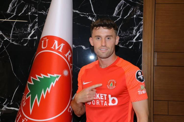 <p>Ermir Lenjani<br />
<br />
Grasshoppers -> Ümraniyespor</p>
