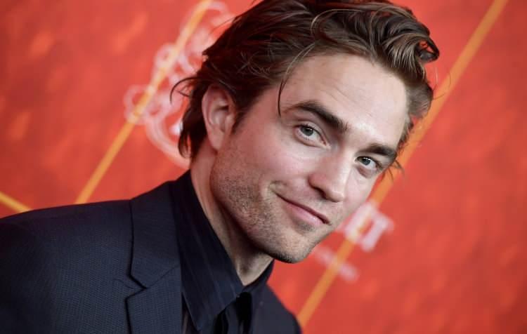 <p><strong>Yıllar sonra itirafta bulunan Pattinson kendisi için kısa süren ancak soluklu bir proje olduğunu söyledi. </strong></p>