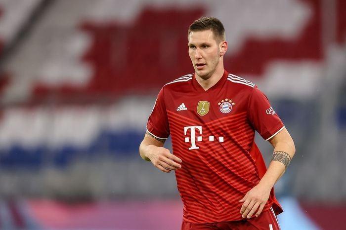 <p><strong>Niklas Süle</strong></p>

<p>Bayern Münih -> Borussia Dortmund</p>

<p>Bonservis: Bedelsiz</p>
