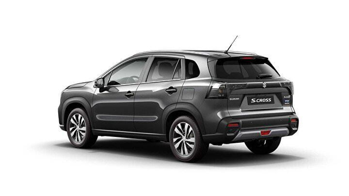 <p><strong>İşte yeni Suzuki S-Cross fiyatı ve özellikleri...</strong><br />
<br />
Yeni Suzuki S-Cross fiyatı <strong>759.000</strong> TL'den başlıyor.</p>
