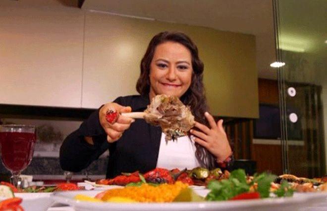 <p>Ezgi'nin son hali bir kısım tarafından beğenilirken bir kısım tarafından sevilmedi.</p>
<p> </p>
