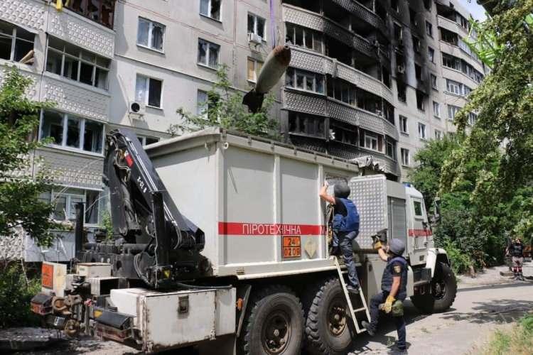 <p>FAB-500, öncelikle Rus Hava Kuvvetleri, eski Sovyet ülkeleri ve ihraç edilen diğer ülkeler tarafından kullanılırken, yüksek patlayıcı bir savaş başlığına sahip olduğu biliniyor.</p>
