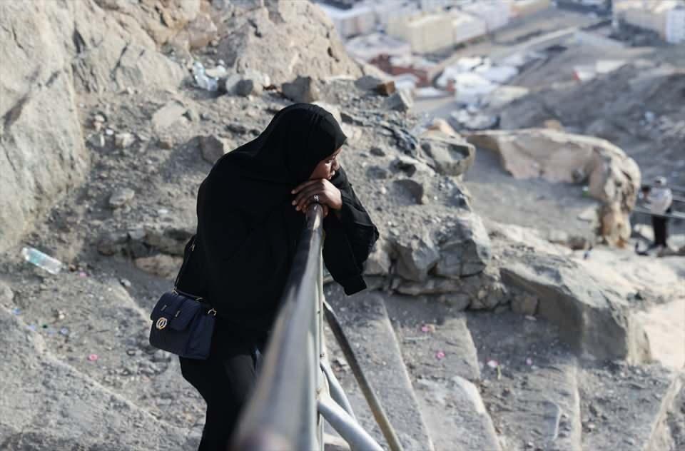 <p>Bu doğrultuda bu yıl 65 yaş üstü adaylar kabul edilmezken, Türkiye'ye 37 bin 770 kişilik bir kontenjan verildi ve ilk kafile 6 Haziran'da Türkiye'den ayrıldı.</p>

<p> </p>
