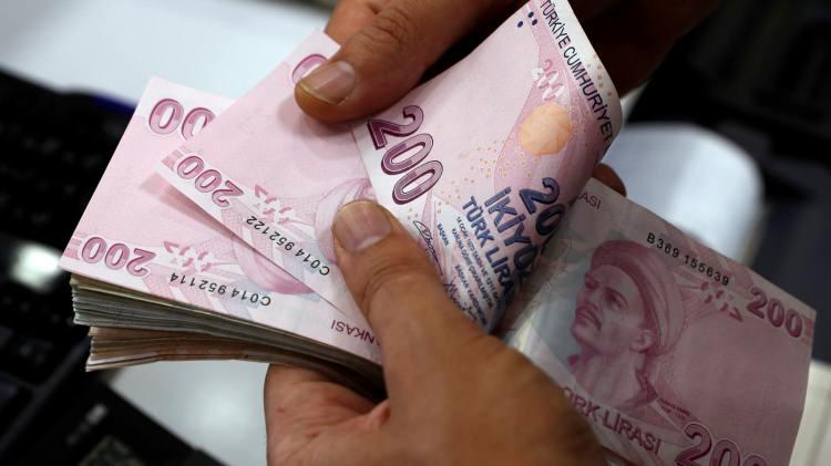<p><strong>DOĞUM VE ASKERLİK BORÇLANMASI</strong></p>
<p>Emekli olabilmek için prim gün sayısı yetmeyenlere tanınan doğum ve askerlik borçlanmalarının tutarı da yeni asgari ücretle birlikte artacak.</p>