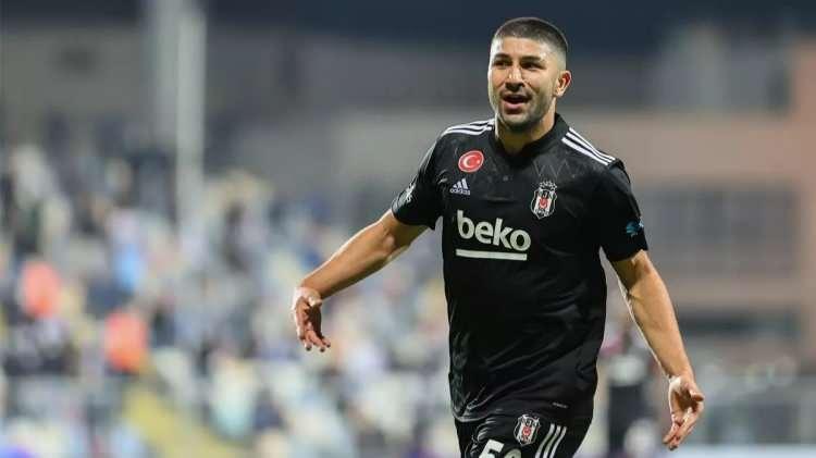 <p>GÜVEN YALÇIN TRABZONSPOR'A DOĞRU!<br />
<br />
Süper Lig'in son şampiyonu Trabzonspor, Beşiktaş'tan transfer yapmaya hazırlanıyor. Bordo mavililer, Beşiktaş'ın golcüsü Güven Yalçın'ı transfer etmeye çok yaklaştı.</p>
