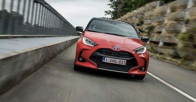 <p><strong>Toyota Yaris</strong> 1.0 Vision - 460.600 TL</p>