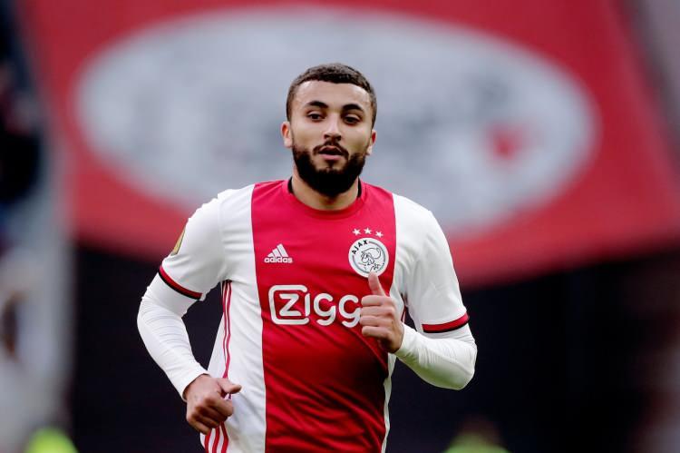 <p>Zakaria Labyad</p>
<p><span style="color:#B22222">Yaş: </span>29</p>
<p><span style="color:#B22222">Piyasa Değeri:</span> 3 milyon Euro</p>
<p><span style="color:#B22222">Ülkesi:</span> Fas</p>
<p><span style="color:#B22222">Son oynadığı takım:</span> Ajax</p>