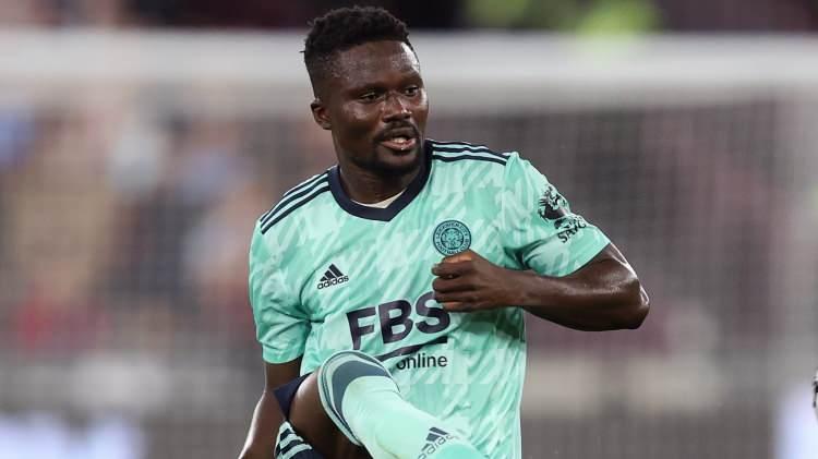 <p>İngiltere’de çalıştığı dönemden Amartey’i tanıyan Ismael’in, 27 yaşındaki oyuncunun transferine yeşil ışık yaktığı aktarıldı. Yönetim ve profesyonellerin, Daniel Amartey’in transfer şartlarını araştırmaya başladıkları belirtildi.</p>