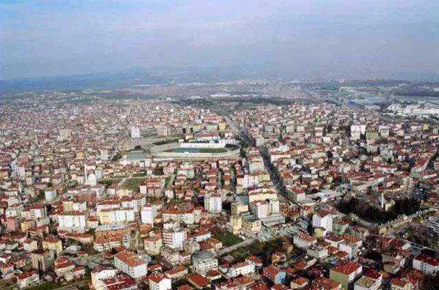 <p><strong>Gebze, Kocaeli</strong></p>

<p>Nüfus: 399.558 kişi</p>

<p> </p>

