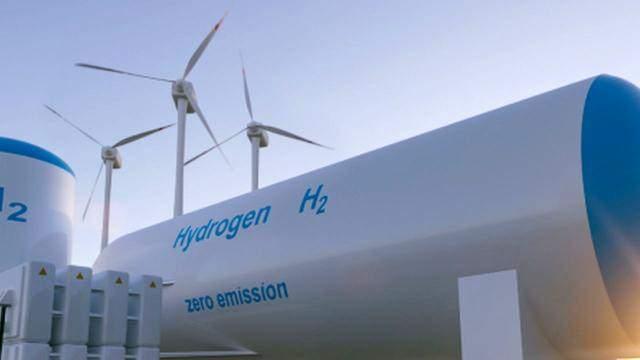 <p>Yakın zamanda proje grubumuzun yaptığı çalışmalar sonucunda yerli ve milli imkanlar kullanılarak enerjitik malzemelerin sentezinde dışa bağımlılık azaltılacak. Özellikle 'yeşil hidrojen' uygulamalarında kullanılmaya uygun katalizör, anot ve katot gibi malzemeleri biz kendi yerli imkanlarımızla üretmiş olacağız. 2023 yılına doğru yerli elektrolizör prototipini endüstriyel uygulamalara, dezavantajlarını giderecek şekilde sunmuş olacağız."</p>