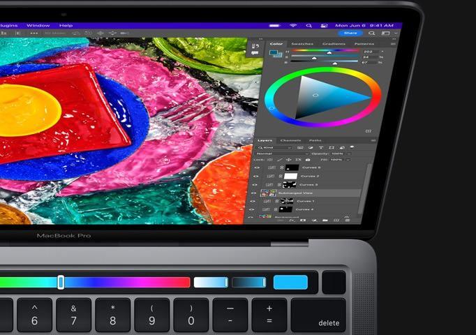 <p>Touch Bar- Favori emoji’niz, tercih ettiğiniz diller ve Siri’ye daha kolay erişim gibi pratik kestirmeler ve özelliklerle her şeyi çok daha hızlı yapın.</p>