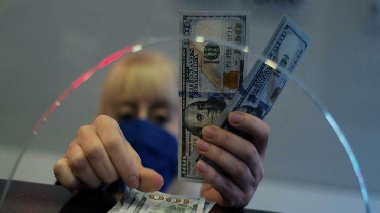 <p><strong>21) Kocaer Çelik</strong></p>

<p>Şirketimizin güncel finansal tablolarında yer alan yabancı para nakdi varlıklarının TL karşılığı 15 milyon TL’nin üzerinde olmasına rağmen yabancı para nakdi varlıkların TL karşılığının aktif toplamının veya son bir yıllık net satış hasılatının yüzde 10’unu aşmaması nedeni ile BDDK'nın 24.06.2022 tarihli TL kredi kullanımını kısıtlayıcı kararının Şirketimizin faaliyetleri ve finansal tabloları üzerinde herhangi bir etkisi olmayacağı öngörülmektedir.</p>

<p> </p>

<p><strong>22) Konya Kağıt</strong></p>

<p>Bankacılık Düzenleme ve Denetleme Kurulu’nun 24 Haziran 2022 tarih ve 10250 sayılı Türk Lirası bazında kredi kullanılmasına ilişkin sınırlama kararı kapsamında belirlenen kriterlere göre Şirketimiz, kredi kullanma kısıtlamasına tabi olmakla birlikte, Şirketimizin mevcut durum itibariyle kredi ihtiyacının bulunmaması nedeniyle, yapılan düzenlemenin Şirketimizin faaliyetleri ve finansal tabloları üzerinde herhangi bir etkisi bulunmamaktadır.</p>
