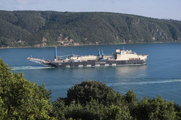 <p>Karadeniz'de en yüksek üretim seviyesine 2027-2028'de ulaşılması beklenirken, bu dönemde günlük 40 milyon metreküp, yıllık bazda ise yaklaşık 15 milyar metreküp gaz üretilmiş olacak.</p>

