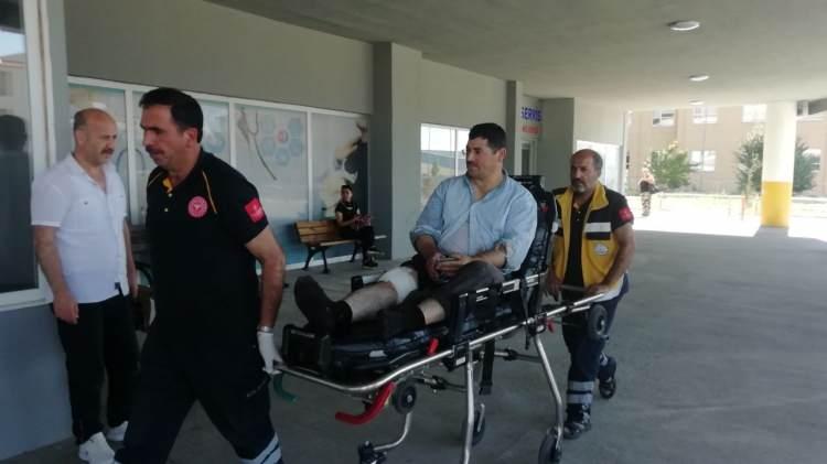 <p>Erzincan'da Kurban Bayramı'nın ilk gününde kurbanlık hayvanları keserken yaralanan vatandaşlar hastanelerin acil servislerine başvurdu.</p>
