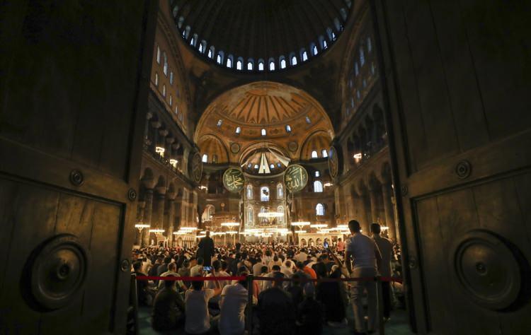 <p><strong>İSTANBUL - AYASOFYA-İ KEBİR CAMİ-İ ŞERİFİ</strong></p>
