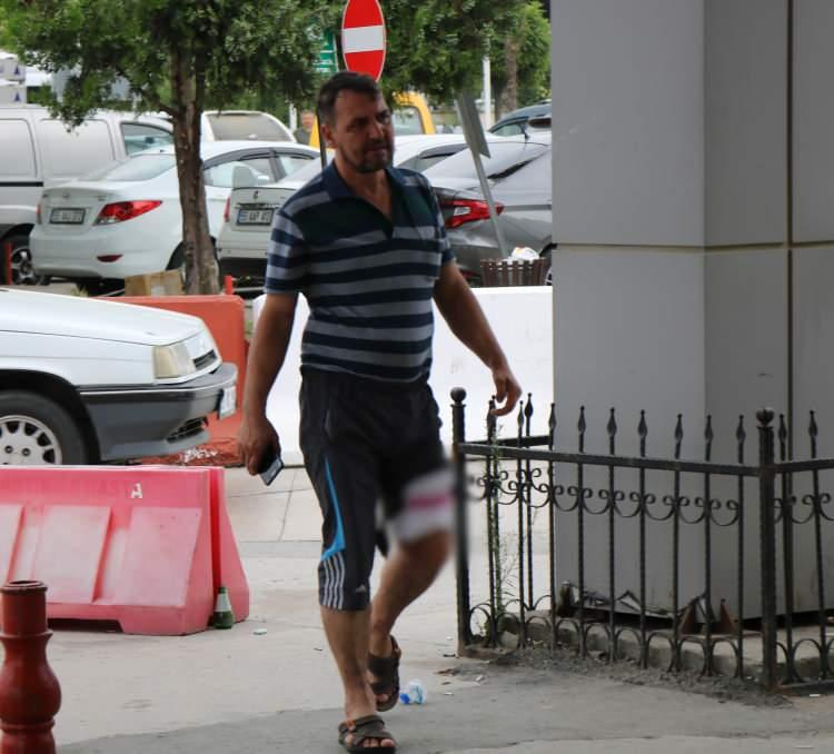 <p>Yaralanan acemi kasaplar, saat 07.30’dan itibaren Samsun Eğitim ve Araştırma Hastanesi başta olmak üzere Samsun’daki tüm hastanelerin acil servislerini doldurmaya başladı.</p>