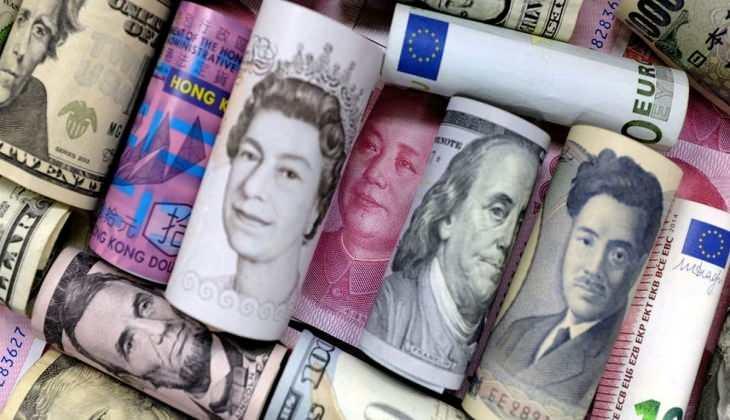 <p>ABD ekonomisinin gelecek yıl resesyona gireceği ve bulaşma etkilerinin G10 ve gelişmekte olan piyasalarda birden fazla resesyona yol açacağı yönündeki analizler çoğaldı. 2023'ün ortalarında bir ABD resesyonu beklentisi göz önüne alındığında, Fed'in sonunda parasal sıkılaştırmayı gevşetme olasılığı da var. </p>