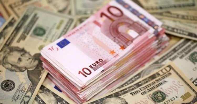 <p>Bu yıl enflasyona karşı atılan proaktif adımlar sonucunda Fed, fonlama faizini hızla denge faizinin oldukça üzerine çıkaracak ve faizlerde zirveyi gördükten sonra muhtemelen bir gevşeme döngüsü başlatacaktır."</p>