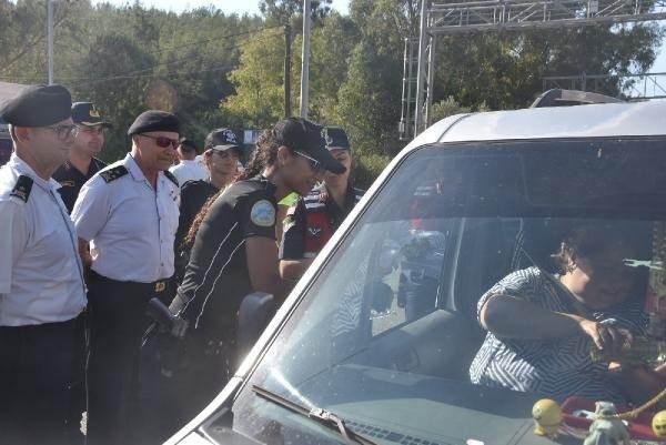 <p>Jandarma Genel Komutan Yardımcısı Korgeneral Musa Çitil, Muğla İl Jandarma Komutanı Tuğgeneral Ali Gemalmaz, Muğla İl Emniyet Müdürü Süleyman Suvat Dilberoğlu ve beraberindeki personelle uygulamalara katıldı.</p>