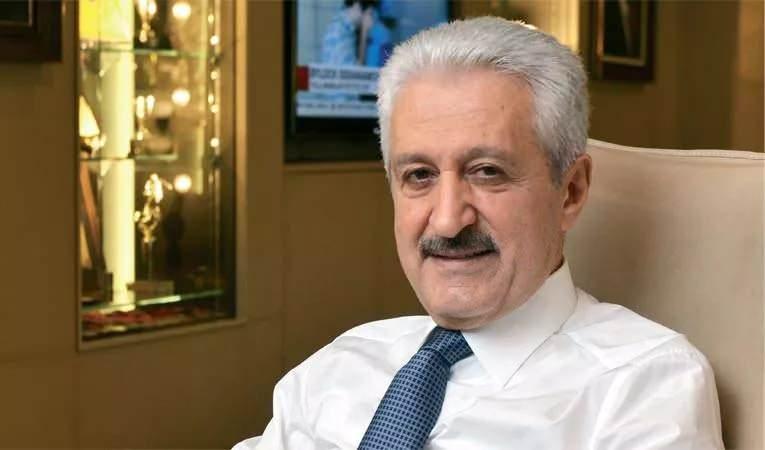 <p><strong>17- MEHMET ALİ AYDINLAR</strong><br />
<br />
Serveti: 1.3 milyar dolar<br />
<br />
Forbes sıralaması: 2190<br />
<br />
Doğum Yeri:  Malatya</p>
